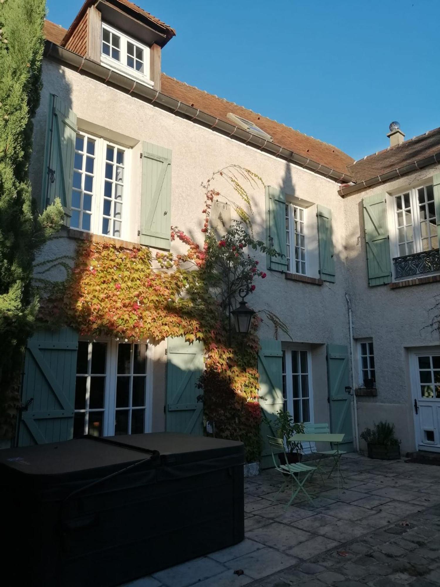 Maison D'Hotes La Source 마그니레해모우 외부 사진